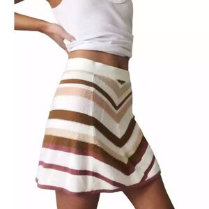 Free people size small light weight woven knit mini skirt elastic waistband